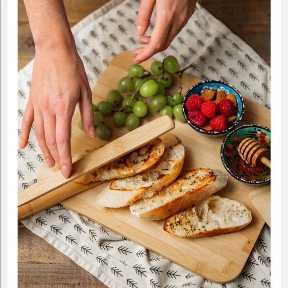 Core Bamboo Serving Set - Picture 3 of 3